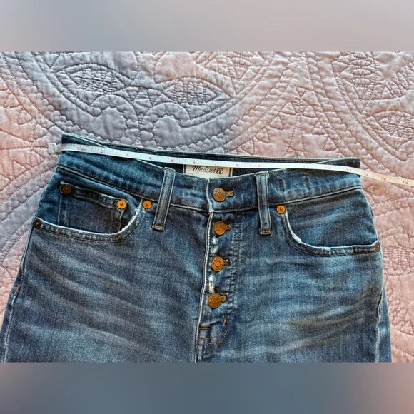 Madewell High Rise Blue Jeans - Picture 15 of 16